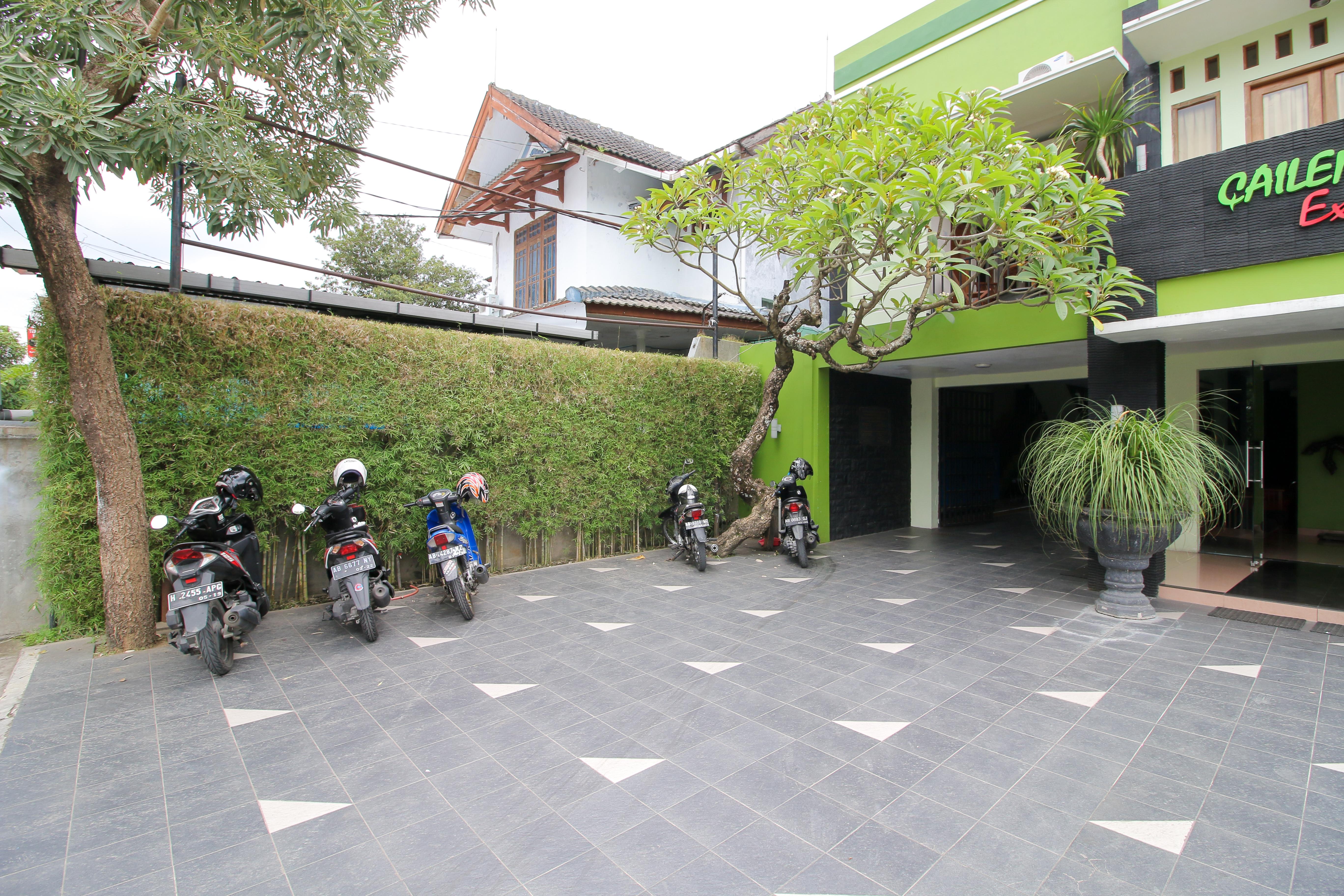 Reddoorz Plus @ Taman Siswa 2 Yogyakarta Exteriör bild